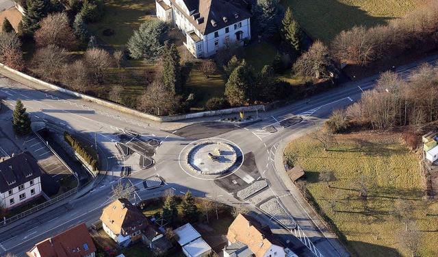 Die Steinblcke rund um den Kreisverke...Diese Aufnahme entstand im Jahr 2008.   | Foto: Erich Meyer