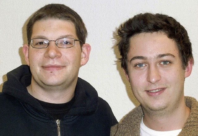 Michael Krauss (links) und Moritz Voge... und die Filmsequenzen verantwortlich.  | Foto: Anna Schughart