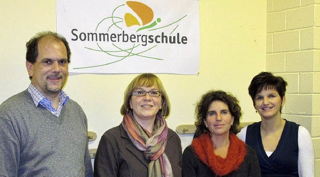 Der Vorstand des Frdervereins der Som...zende), Rosi Schuler (2. Vorsitzende).  | Foto: Privat