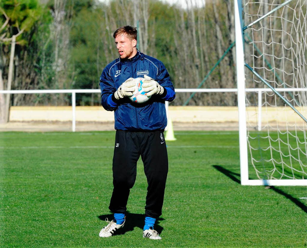 Der Keeper des SC Freiburg Oliver Baumann.