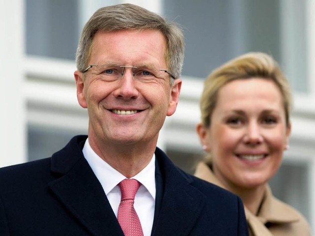 Bundesprsident Christian Wulff und se...a Wulff in Berlin im Schloss Bellevue.  | Foto: AFP