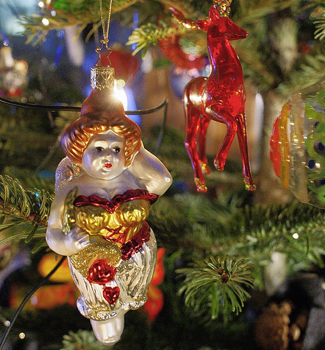 Weihnachtsbaumschmuck ziert noch viele... wieder frs nchste Jahr eingepackt.   | Foto: Hans-Jrgen Trul