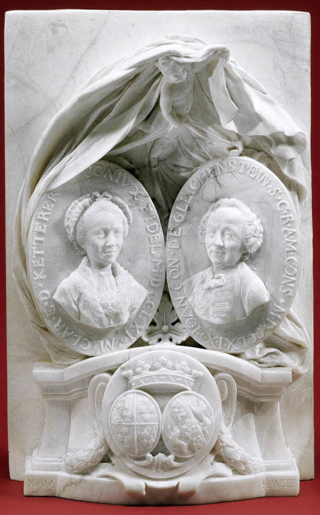 Zum Gedenken an Clara Ketterer und Joh...n Relief von Franz Anton Xaver Hauser   | Foto: museum