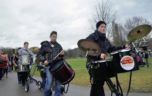 An der Musik zu erkennen, nicht am Out...i der Marschprob&#8217; im Grttpark.   | Foto: Barbara Ruda