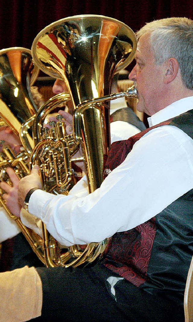 Die Feuerwehrmusik Murg gestaltete ein...ollen und unterhaltenden Konzertabend.  | Foto: Charlotte Frse