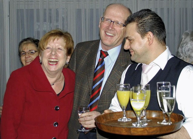 Da kommt Freude auf: Margit Jngerkes ... Neujahrsempfang des SPD-Ortsvereins.   | Foto: Ralf Staub