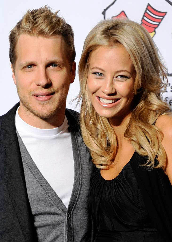 Comedian Oliver Pocher und Frau Sandy Meyer-Wlden haben ihr erstes Kind Nayla Alessandra genannt. Die Namen ihrer 2011 geborenen Zwillingsbrder haben die beiden bisher nicht bekannt gegeben.