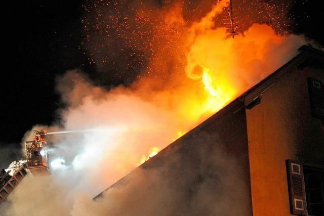 Toter bei Brand in Nimburg: Untermieter warnte zuvor Familie