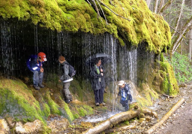 Wandern in der Wutachschlucht kann auf... andere Art zum Naturerlebnis werden.   | Foto: Christa Maier