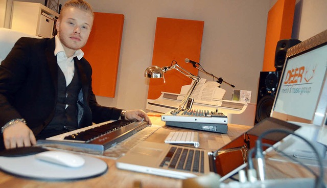 Mit 26 Jahren ist Sebastian Hirsch schon selbststndiger Musikproduzent.  | Foto: michael krug