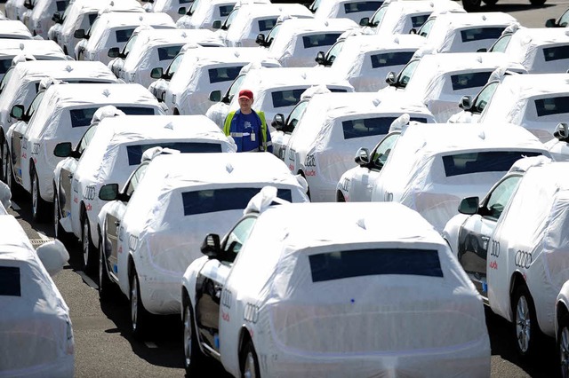 Wichtiger Wirtschaftsfaktor: die Automobilbranche  | Foto: dapd