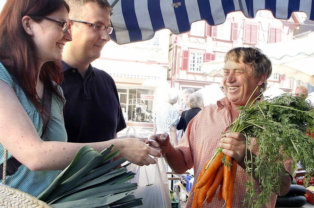 Frische Waren vom Erzeuger: Daran soll... dem Lahrer Wochenmarkt nichts ndern.  | Foto: ARCHIV: HEIDI FSSEL