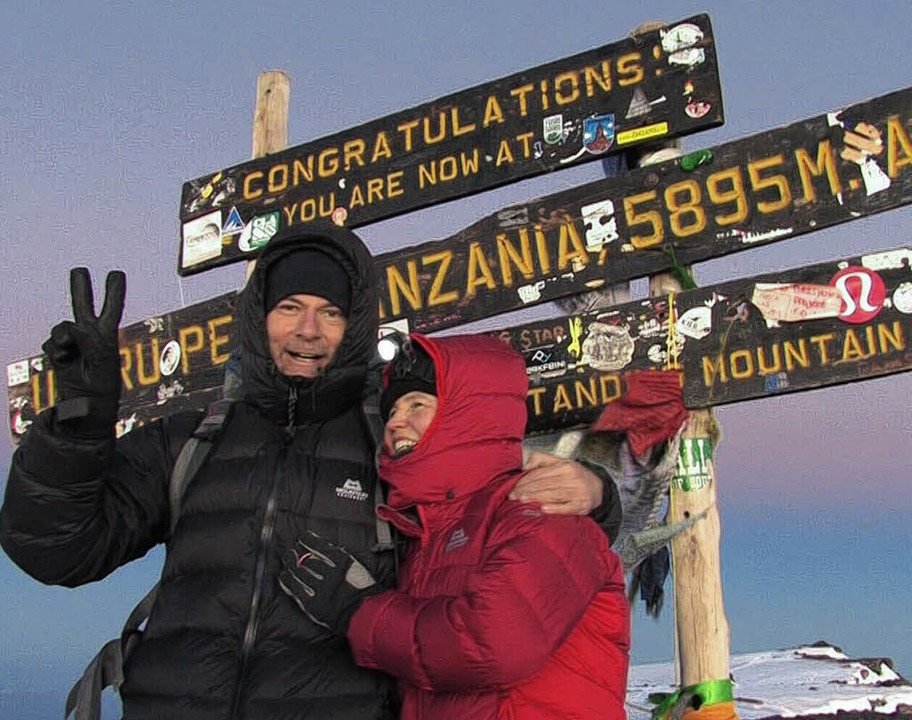 Das Ehepaar Nehls auf dem Kilimandscharo   | Foto: Privat
