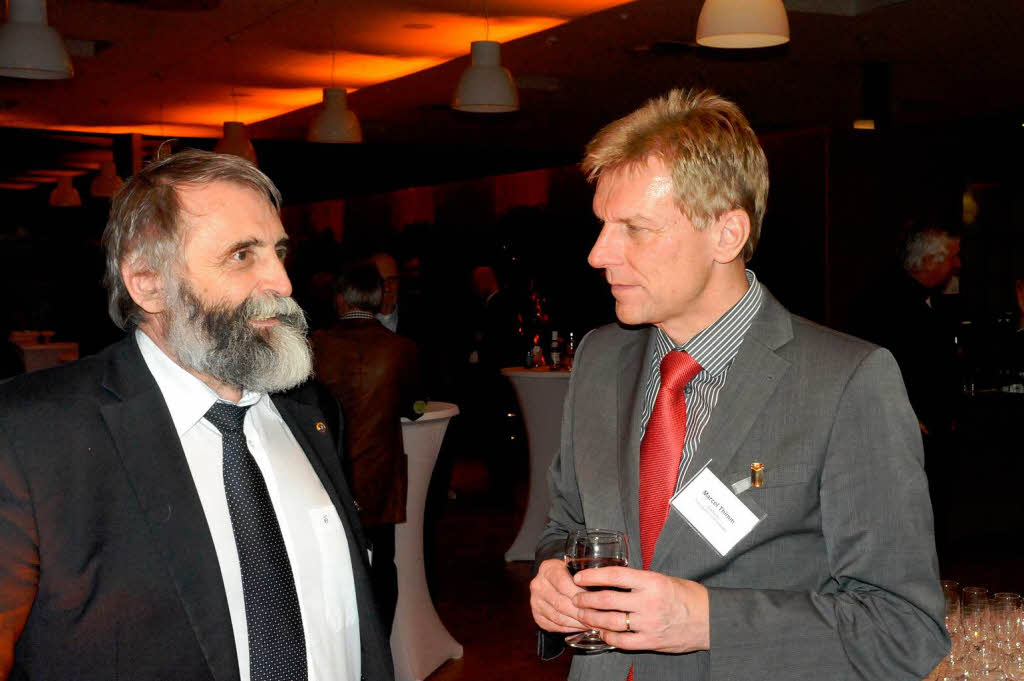 Bildung und Wirtschaft im Gesprch. Schulleiter Hermann Wei (links)  und Marcel Thimm, Vorstandsvorsitzender der Sparkasse Freiburg-Nrdlicher Breisgau