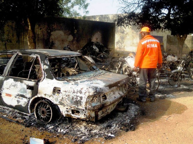 Die islamistischen Anschlge der Sekte...westafrikanischen Land spitzt sich zu.  | Foto: AFP