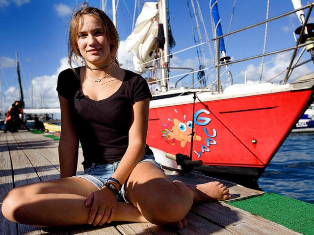 Am Ziel: Die 16-jhrige Niederlnderin...t die jngste Weltumseglerin der Welt.  | Foto: dpa