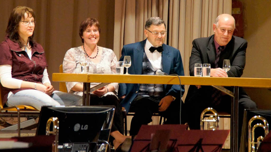 Festbankett 1250 Jahre Bahlingen: Das Rateteam der Brger, v.l.n.r. Christiane Bierlein, Monika Boos, Heinz Bhler und Walter Schreyvogel