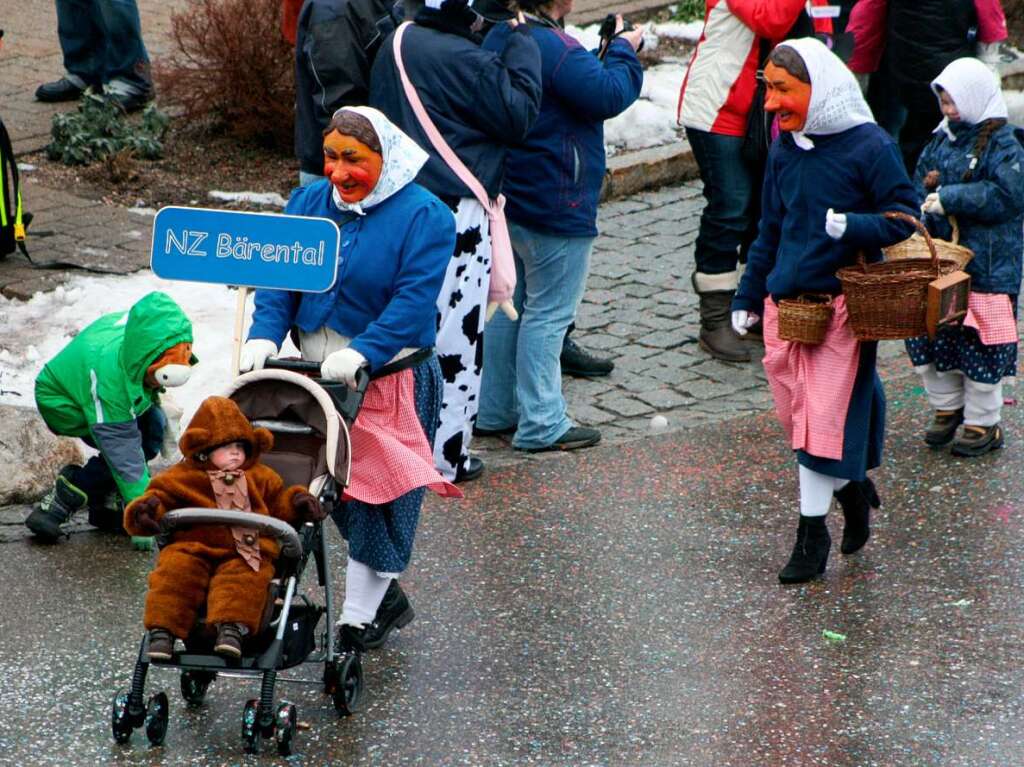 38 Gruppen waren dem Ruf der Schluchseeglunki gefolgt und prsentierten sich farbenfroh in nrrischer Gesinnung.