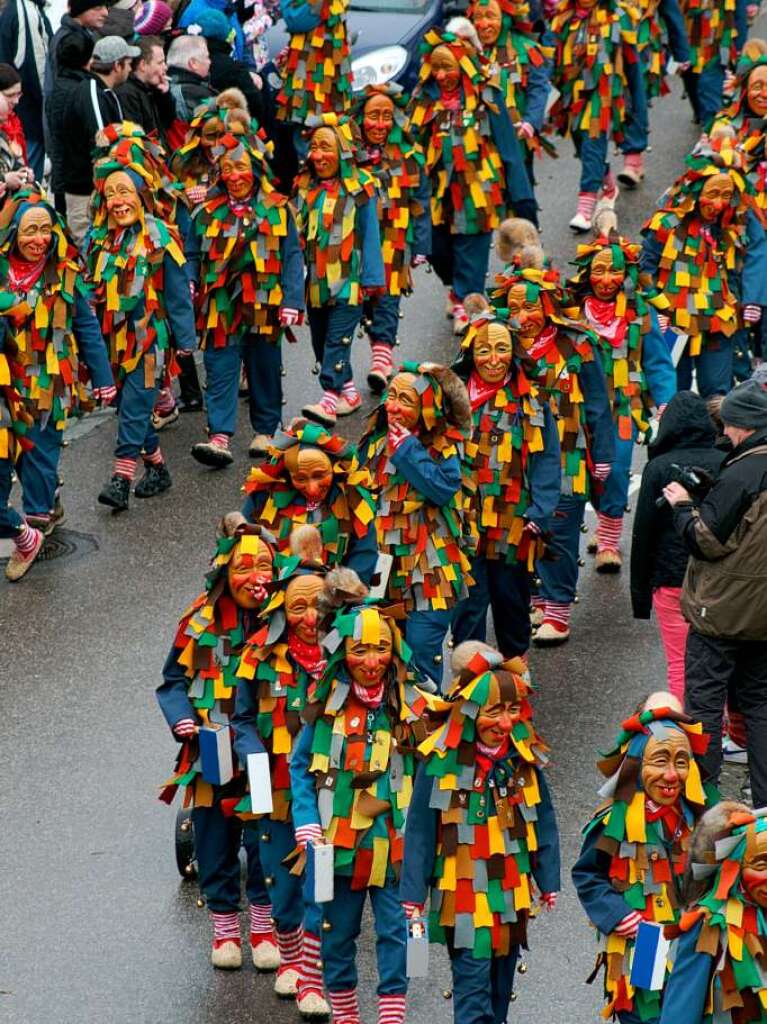 38 Gruppen waren dem Ruf der Schluchseeglunki gefolgt und prsentierten sich farbenfroh in nrrischer Gesinnung.