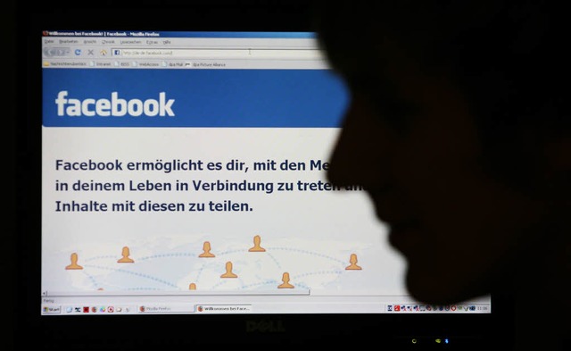 Nicht jeder Fan ist ein echter Fan auf Facebook.  | Foto: dpa