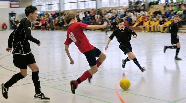 ber 800 Kinder und Jugendliche von de...Schulzentrums um die begehrten Pokale.  | Foto: Alexander Anlicker