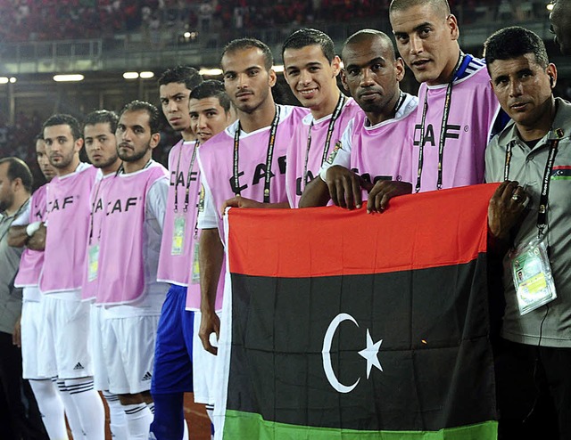 Mit neuer Flagge beim Afrika-Cup: Libyens Nationalmannschaft  | Foto: dpa