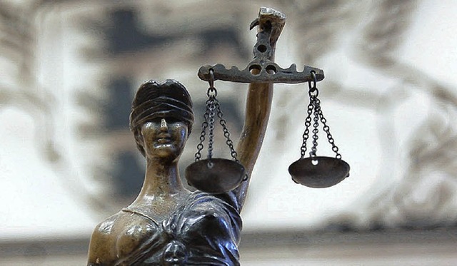 Justitia hat im Amtsgericht Recht gesprochen.   | Foto: Hnig