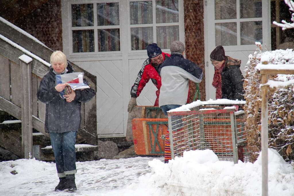 Viele Vereinsmitglieder haben die Festzelte im "Galgenvogelnest" aufgebaut und eingerumt