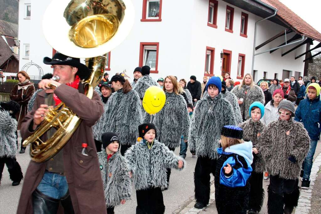 Narrenbaumstellen in flingen