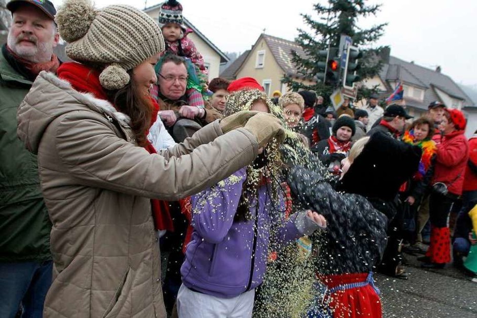 Der Jubiläumsumzug der Schergässler in Lahr-Reichenbach. (Foto: Heidi Foessel) Der Jubiläumsumzug der Schergässler in Lahr-Reichenbach. (Foto: Heidi Foessel)
