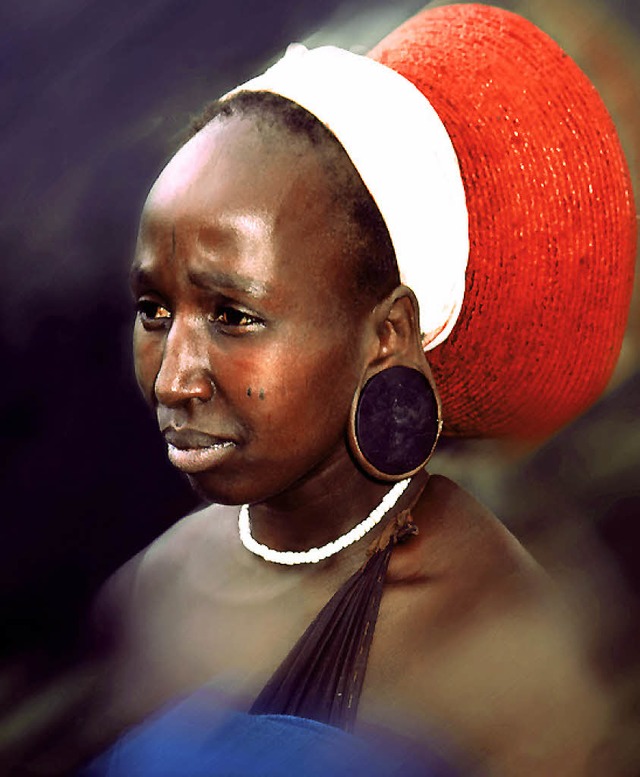 Eine Zulu-Frau im traditionellen Gewand.  | Foto: Stadtmuseum Hfingen