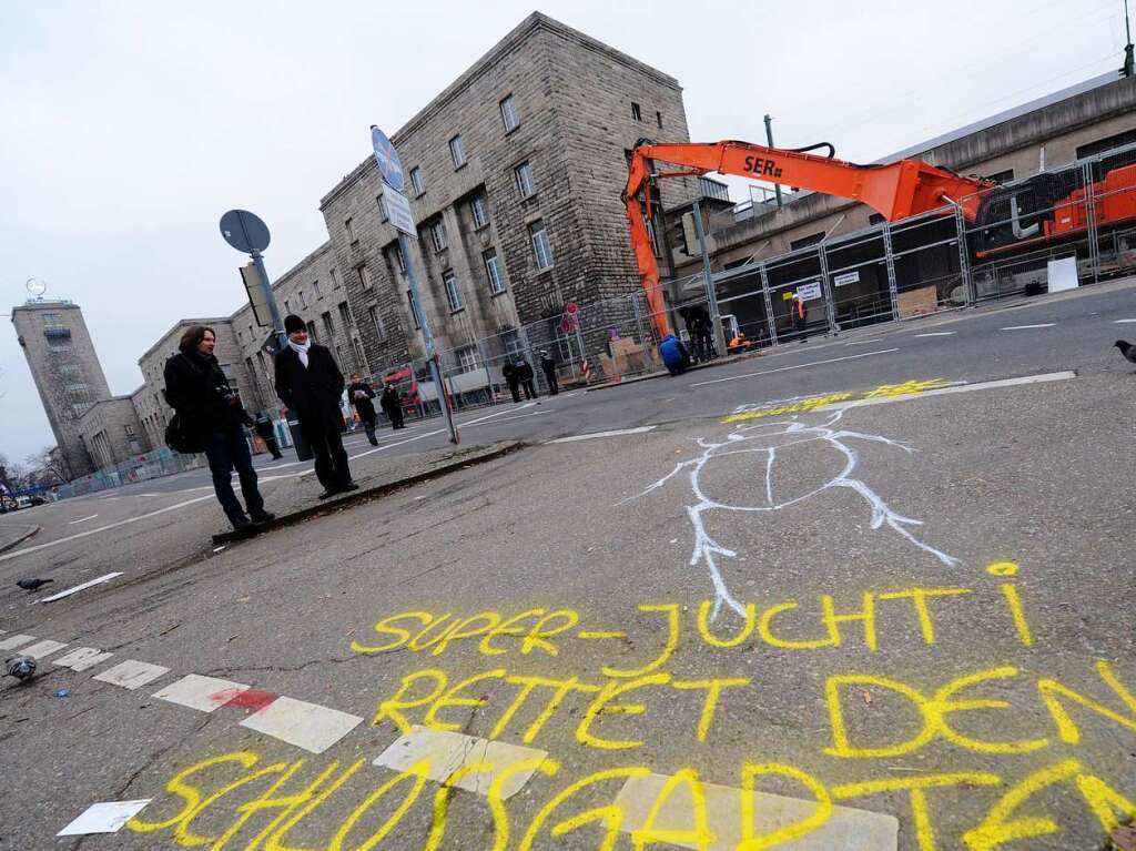 Das ber 270 Meter lange Bauwerk soll verschwinden.