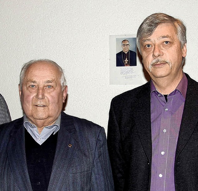 Fr 65 Jahre in  der Kolpingfamilie in...tzle und fr 40 Jrgen Wernet geehrt.   | Foto: Stefanie Sigmund