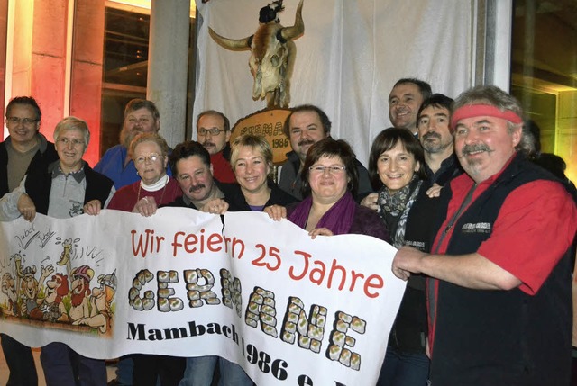 Grndungsmitglieder der Mambacher Germ...as 25. Jubilum offiziell nachgeholt.   | Foto: Paul Berger