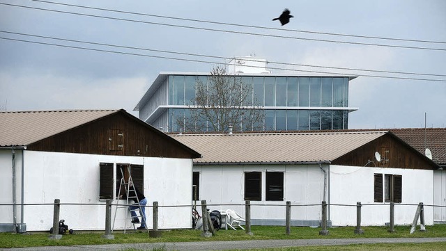 Die Grundstckseigentmerin Energiedie...rkunft fr   Asylbewerber bis 2016 zu.  | Foto: Peter Gerigk