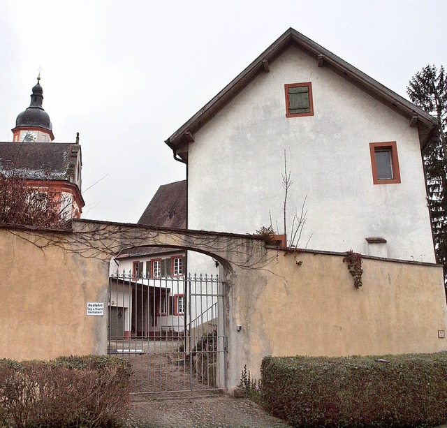 Die alte Klosteranlage in Riegel: Ins ...telle der Dizese Freiburg einziehen.   | Foto: Michael Haberer