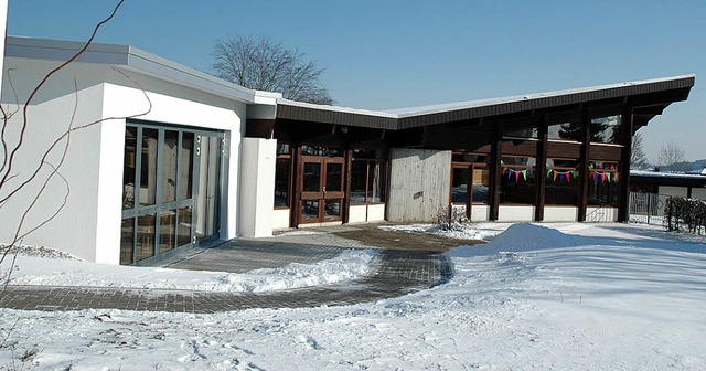 Der Kindergarten  und das Pfarrheim mi...er Linie der Jugendarbeit dienen soll   | Foto: Stefan Sahli