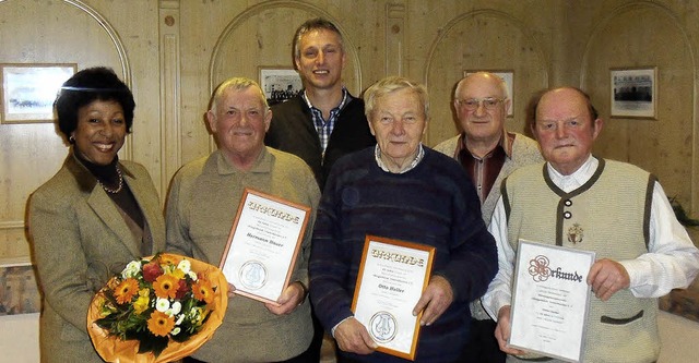 Ehrungen beim Mnnergesangverein Grafe...efan Hauser (35 Jahre Schriftfhrer).   | Foto: Melanie Rest