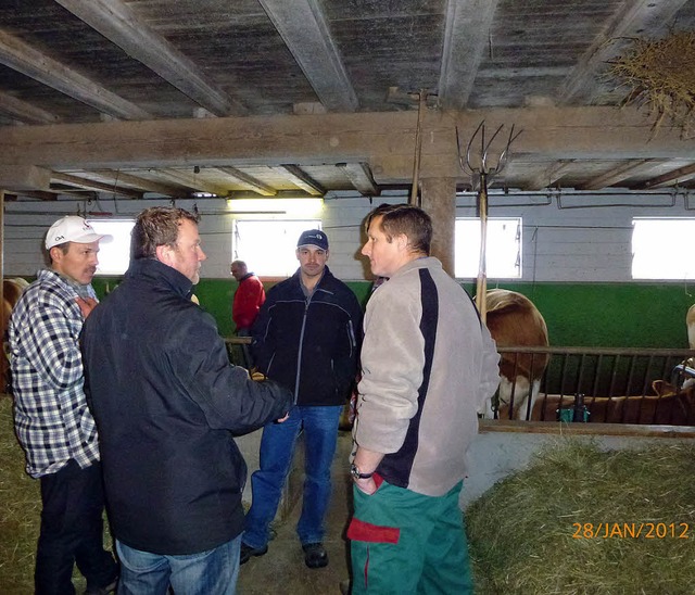 Aiterner beim Stallbesuch in Langenbruck.   | Foto: Rudolf Math