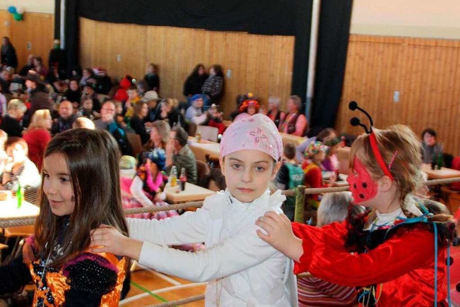 Impressionen vom Öflinger Kinderumzug (Foto: Jörn Kerckhoff) Impressionen vom Öflinger Kinderumzug (Foto: Jörn Kerckhoff)
