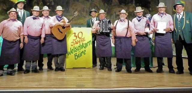 Seit 30 Jahren bereichern die &#8222;W...Oberzunftrat Dieter Petersen (rechts).  | Foto: christine weirich