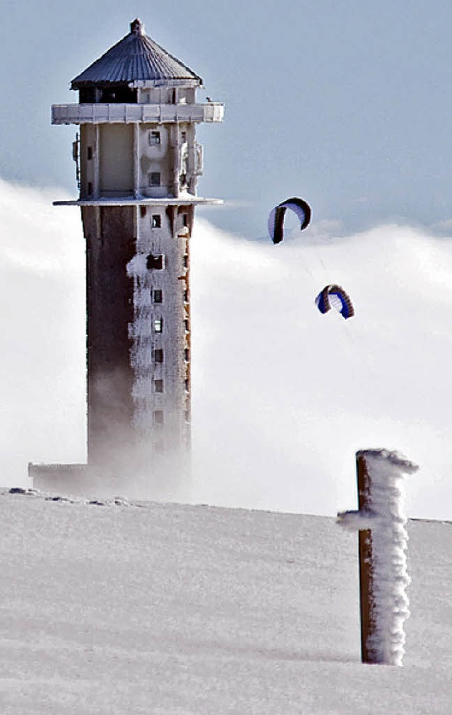 Die FDP mchte den Tourismus strken. ...m Foto ist der Feldbergturm zu sehen.   | Foto: Ute Maier