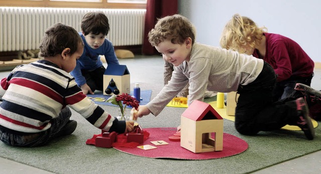 Spielend leicht Zahlen und Sprache ler... sind mit groem Eifer bei der Sache.   | Foto: ch. breithaupt