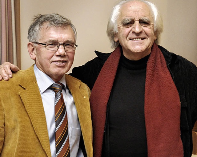 Der  Knstler Helmut Lutz (rechts) und...runnen, Emil Gggel, kennen sich gut.   | Foto: kricheldorff