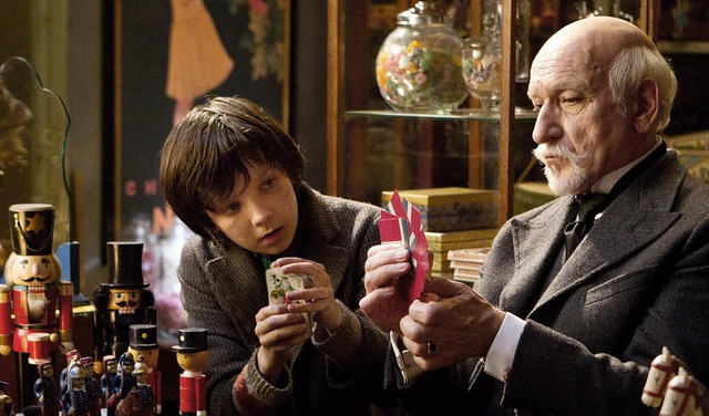 Der geheimnisvolle alte Mann und das e...e Kind: Ben Kingsley, Asa Butterfield   | Foto: Paramount