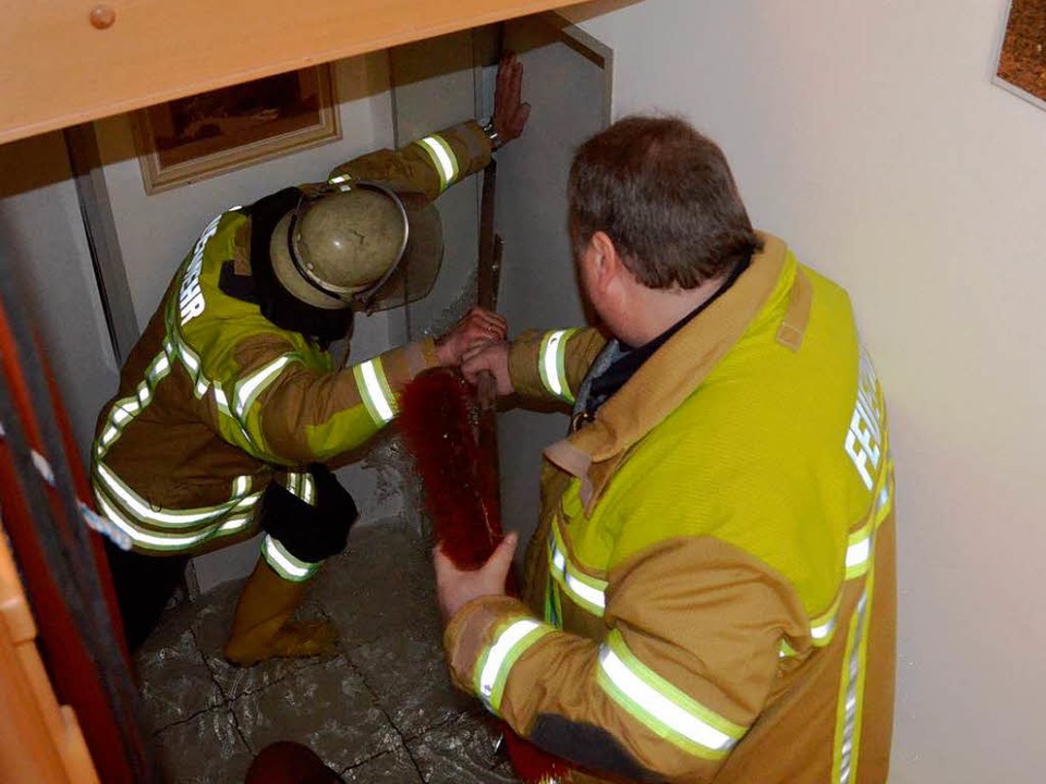 Geplatzte Wasseruhr: Untergeschoss in Bad Krozingen komplett überflutet