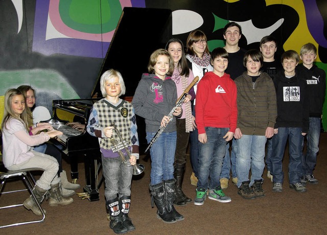 Die Teilnehmer der Jugendmusikschule D...ewerb &#8222;Jugend musiziert&#8220;.   | Foto: Toni Schuler