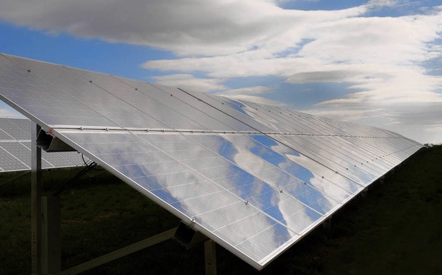 Bestimmen  die Stromproduktion der Solarzellen: Wolken  | Foto: dapd