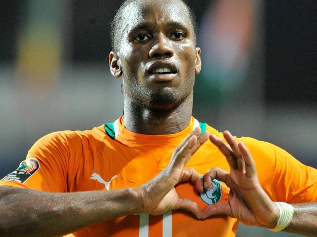 Didier Drogba will mit der Elfenbeink...l, wann das Endspiel angepfiffen wird.  | Foto: AFP