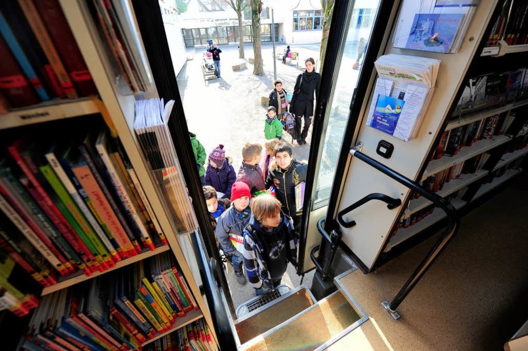 85 Prozent der Busnutzer sind Kinder, ...adtbibliothek in der Innenstadt knnen  | Foto: Ingo Schneider